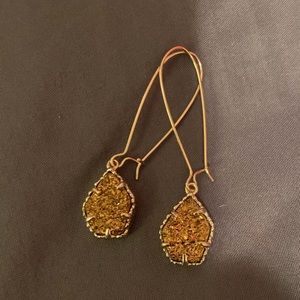 Gold Kendra Scott earrings
